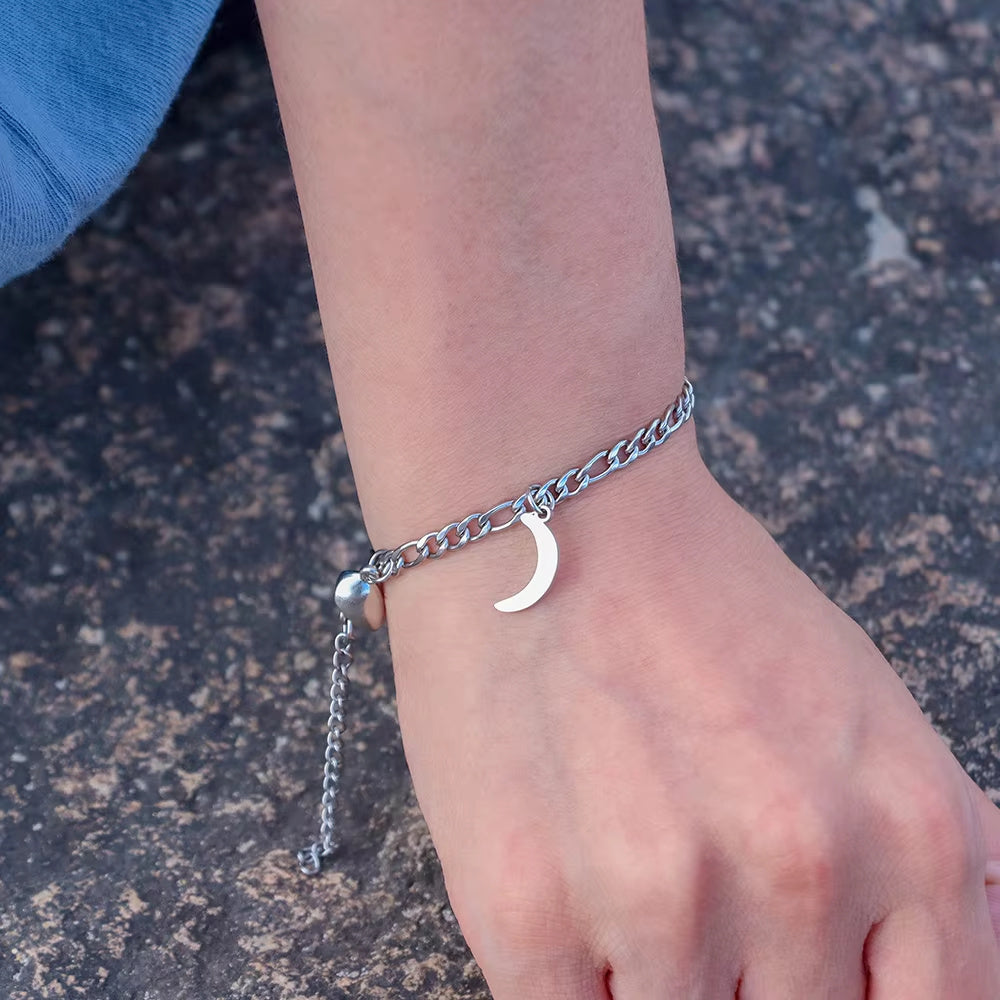 2Pcs Sun/Moon Charm Magnet Bracelets