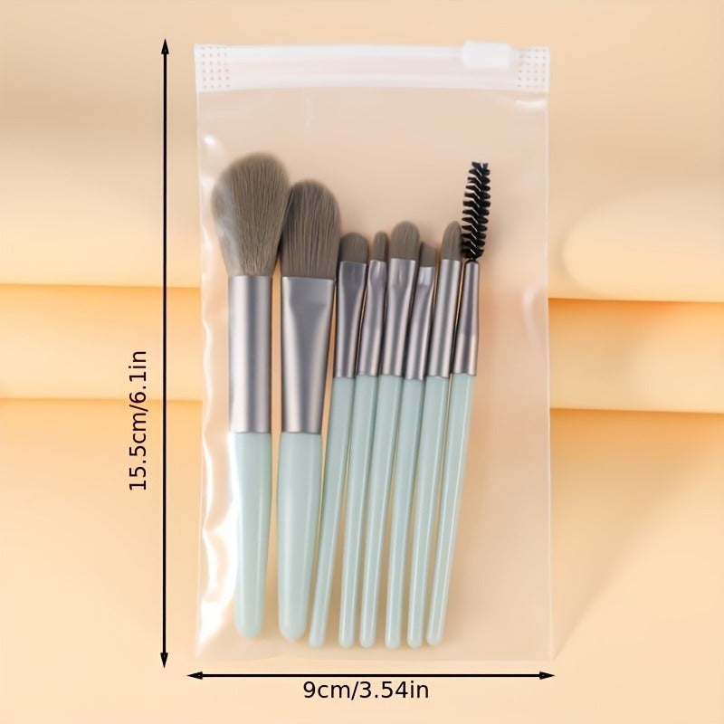 Set Of 8 Portable Makeup Brushes
