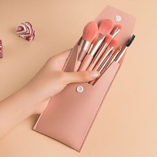 Set Of 8 Portable Makeup Brushes